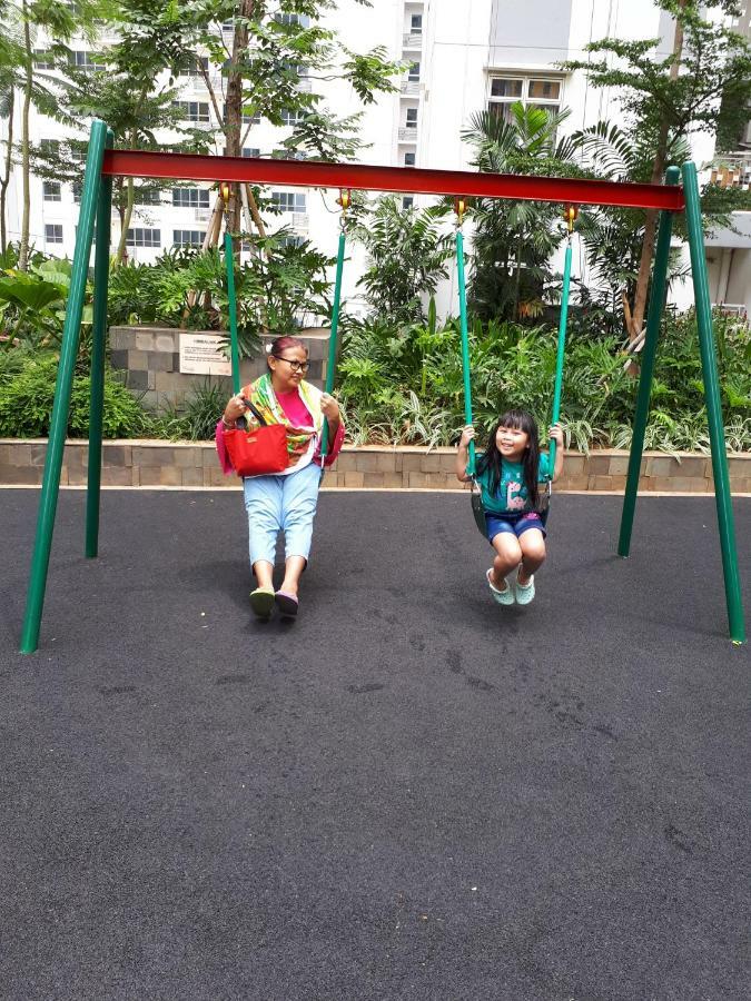 Apartemen Springlake Summarecon Bekasi-By Bu Johan Extérieur photo